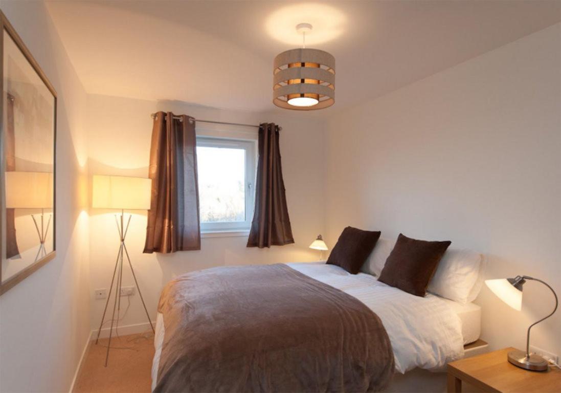 The Lochend Park View Residence エディンバラ エクステリア 写真