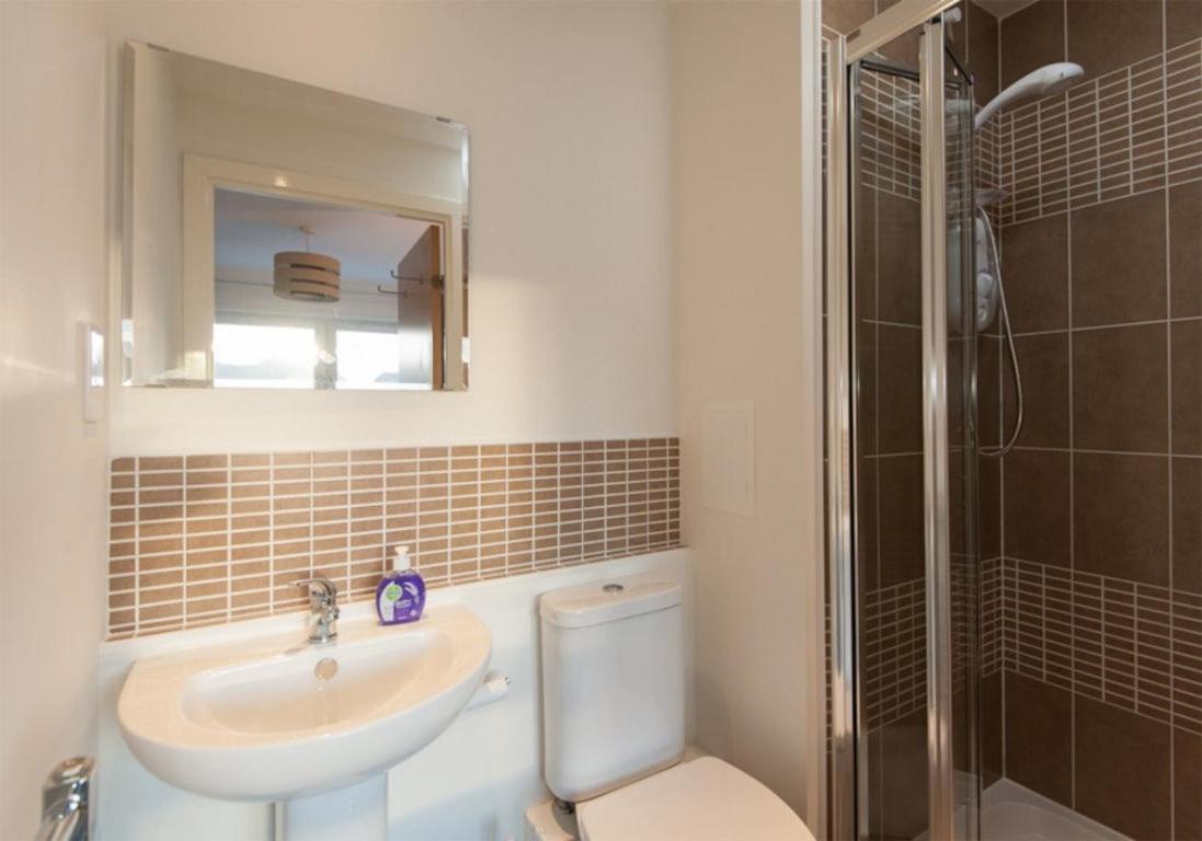 The Lochend Park View Residence エディンバラ エクステリア 写真